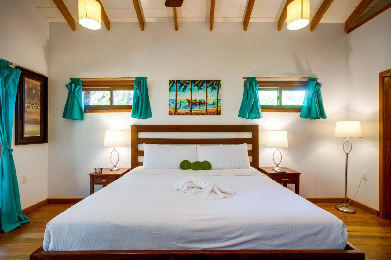 Mariposa Belize Beach Resort Placencia Esterno foto