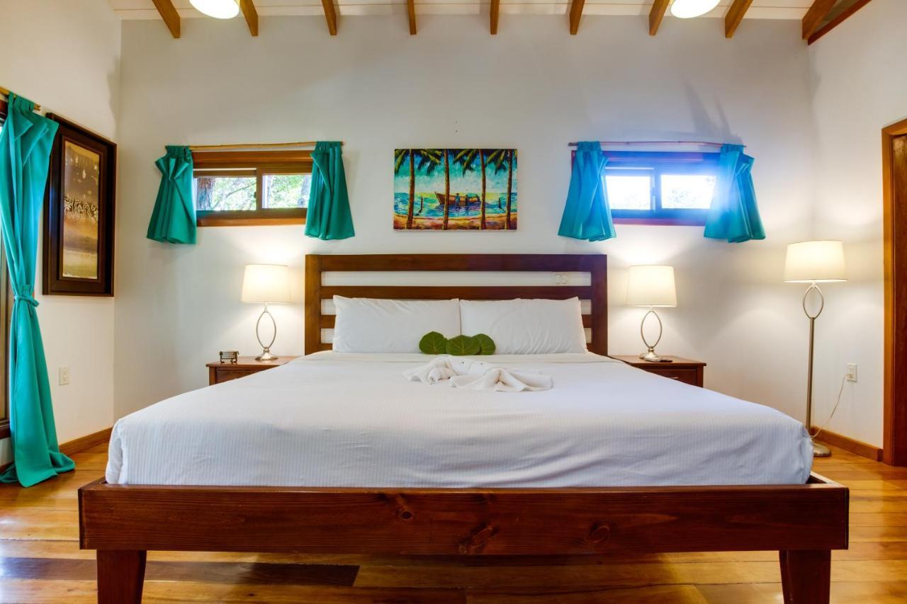 Mariposa Belize Beach Resort Placencia Esterno foto