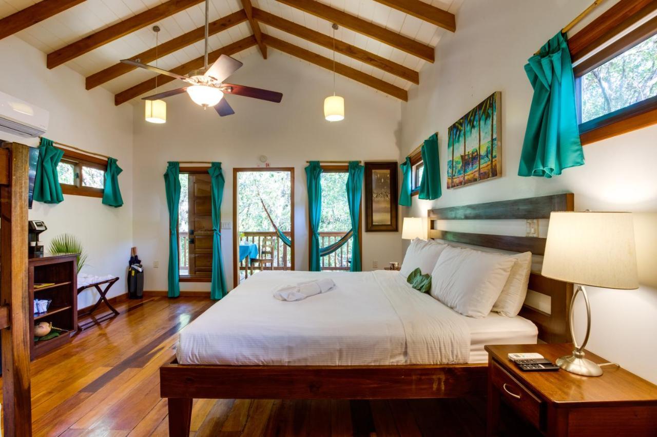 Mariposa Belize Beach Resort Placencia Esterno foto