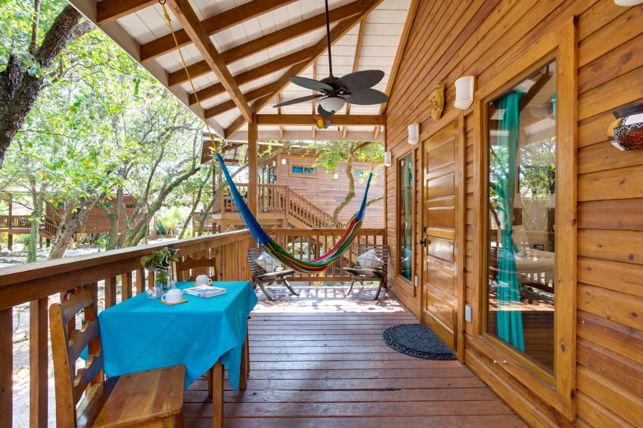 Mariposa Belize Beach Resort Placencia Esterno foto